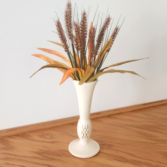 Vintage McCoy Pottery Vesta Line Bud Vase Rare Pre-1970 MCM - Picture 2 of 8